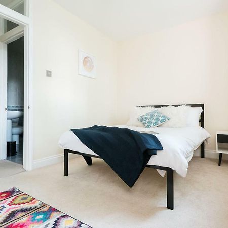 The Lapis Lounge - Large 3Bdr House At River Avon Bath Eksteriør billede