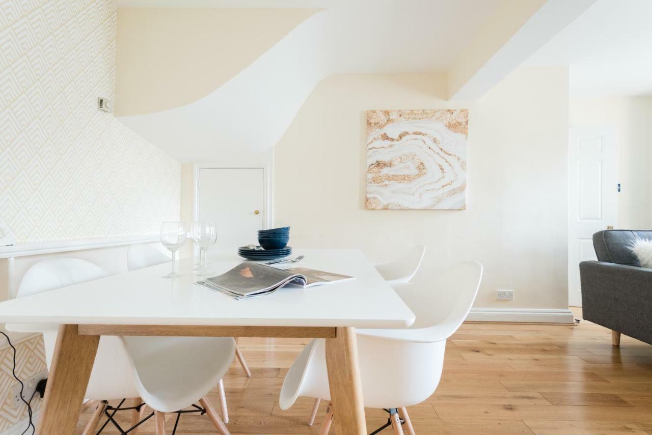 The Lapis Lounge - Large 3Bdr House At River Avon Bath Eksteriør billede